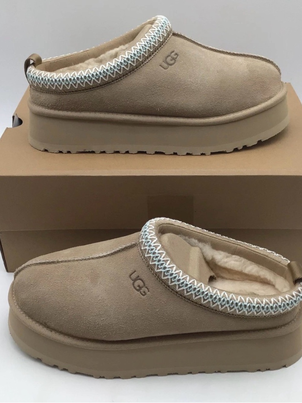 UGG Tazz II Platform Slipper Sand Suede Sheepskin Mule 1174471 Womens Size 9 NEW